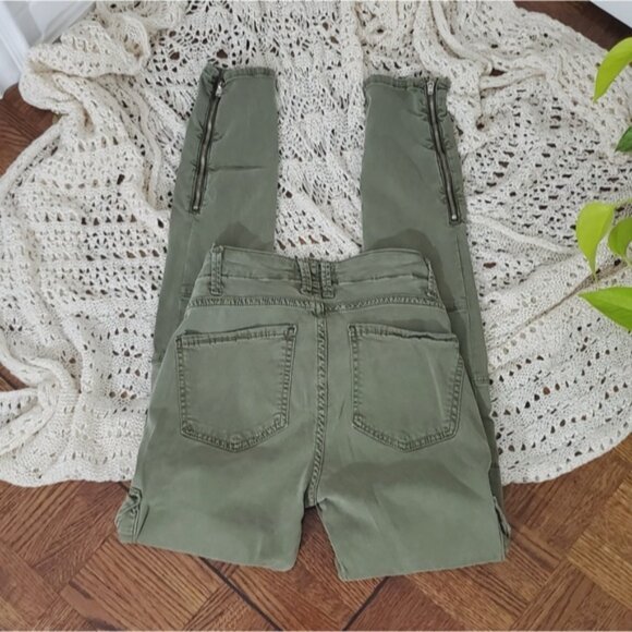 ZARA- Soft Sage Green Cargo Skinny Fit Pants with Zip Ankle - Picture 2 of 15